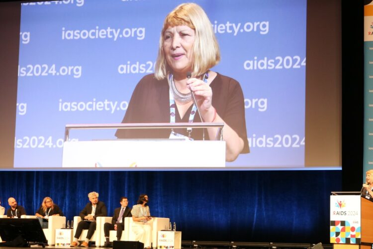 Marcela Romero speaking at AIDS 2024 Conference